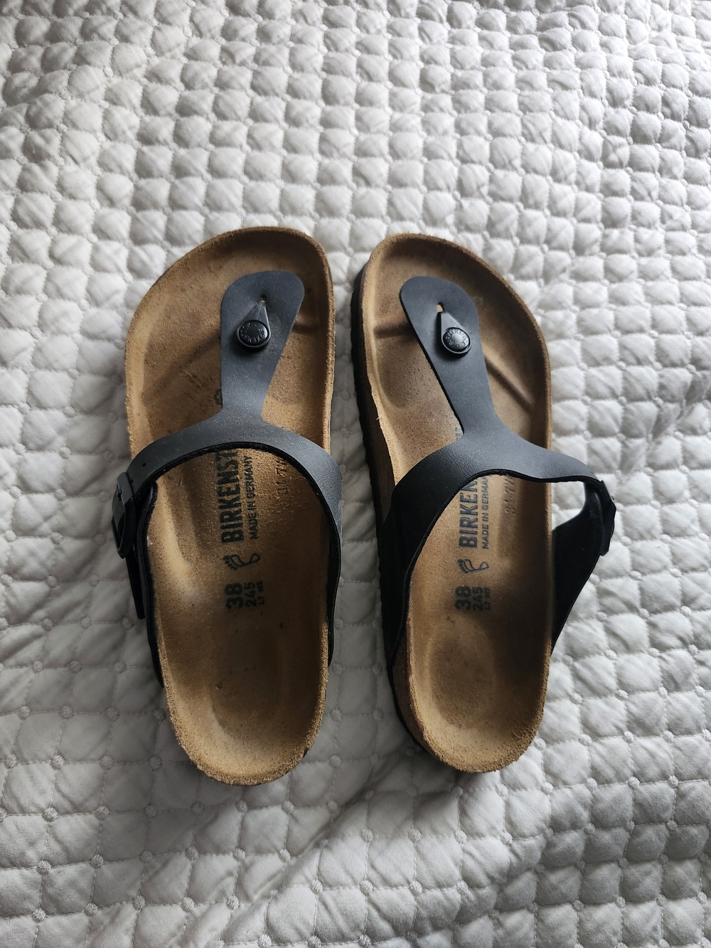 Birkenstock Gizeh Black Leather Toe-Post Sandals